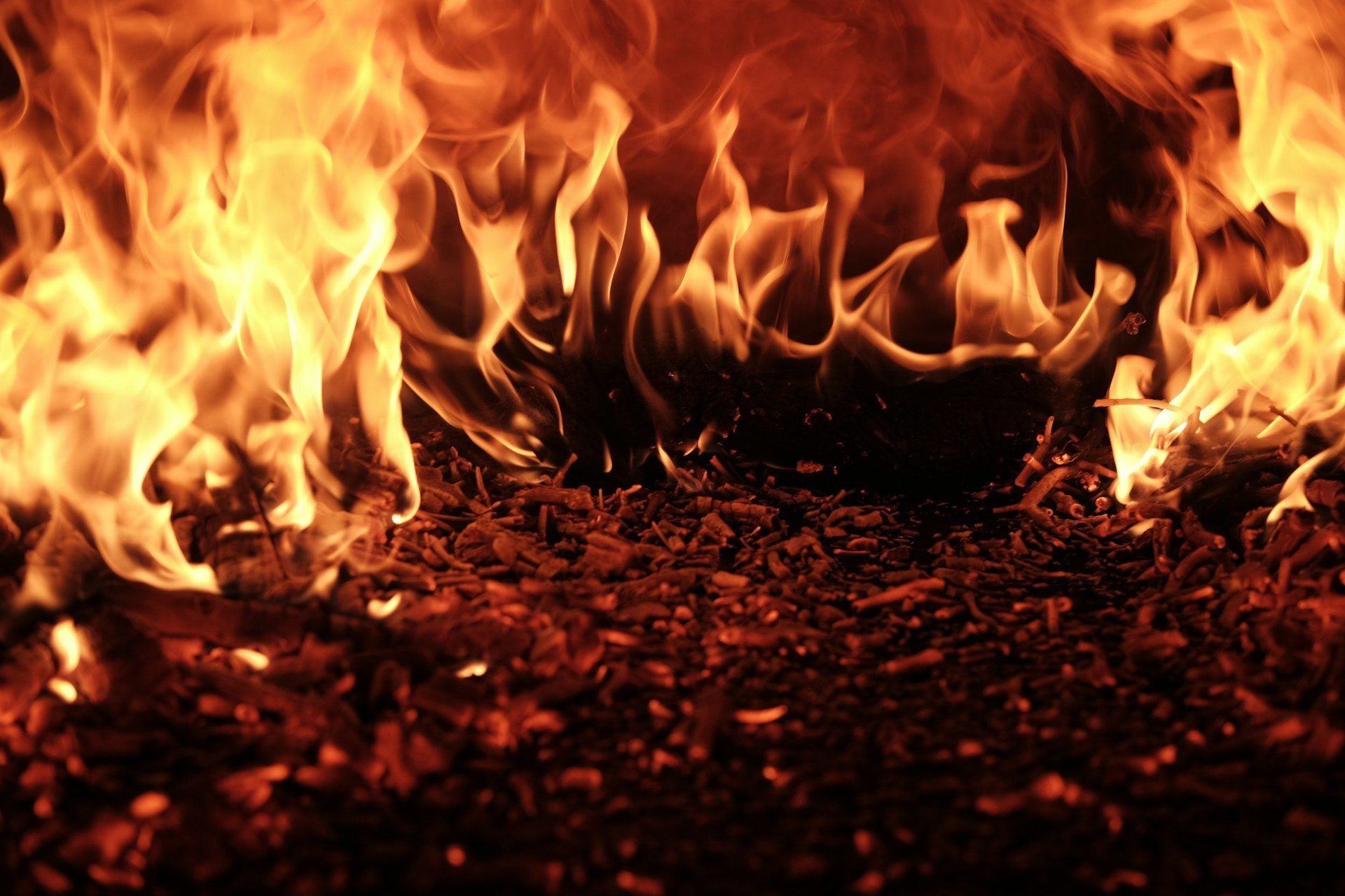 За сутки в Удмуртии произошло 20 пожаров